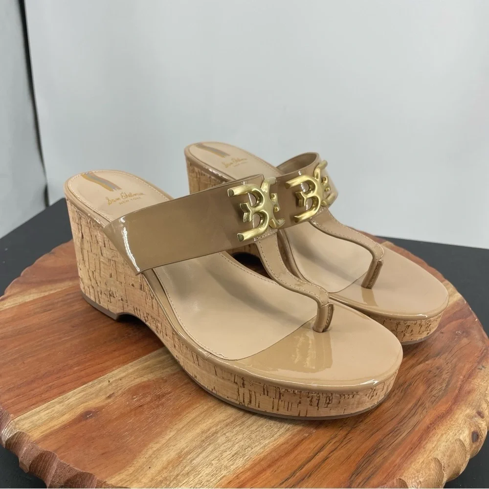 Sam Edelman Yardlie Emblem Platform Wedge Sandals beige patent leather Sz 8‎